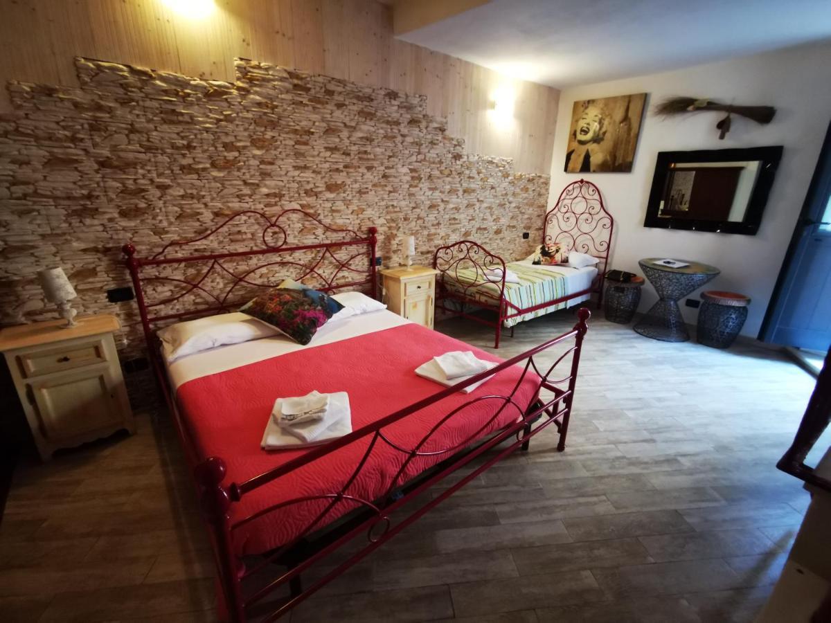 Michela Rooms Riomaggiore Esterno foto