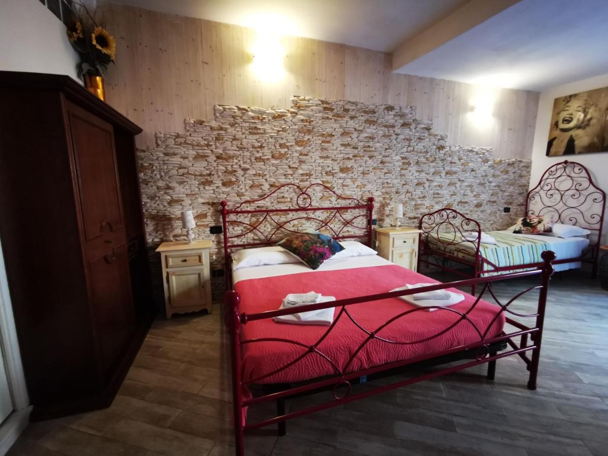 Michela Rooms Riomaggiore Esterno foto