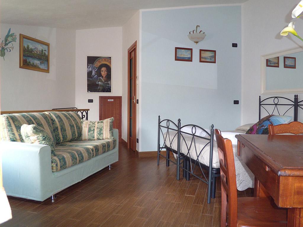 Michela Rooms Riomaggiore Esterno foto